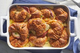 Stuffed Ham-and-Cheese Croissant Casserole