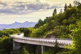 Linn Cove Viaduct, Blue Ridge Parkway, NC