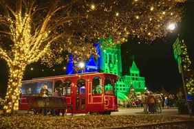 Bardstown, KY Christmas trolley