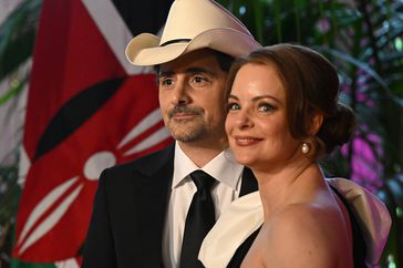 Brad Paisley and his wife actress Kimberly Williams-Paisley