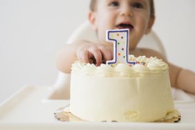 Baby 1st birthday cake