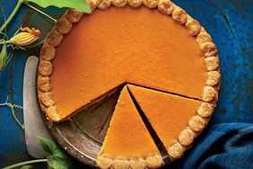 Our Easiest Pumpkin Pie Ever