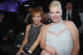 Reba McEntire, Melissa Peterman