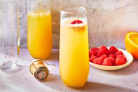 How to Make a Mimosa